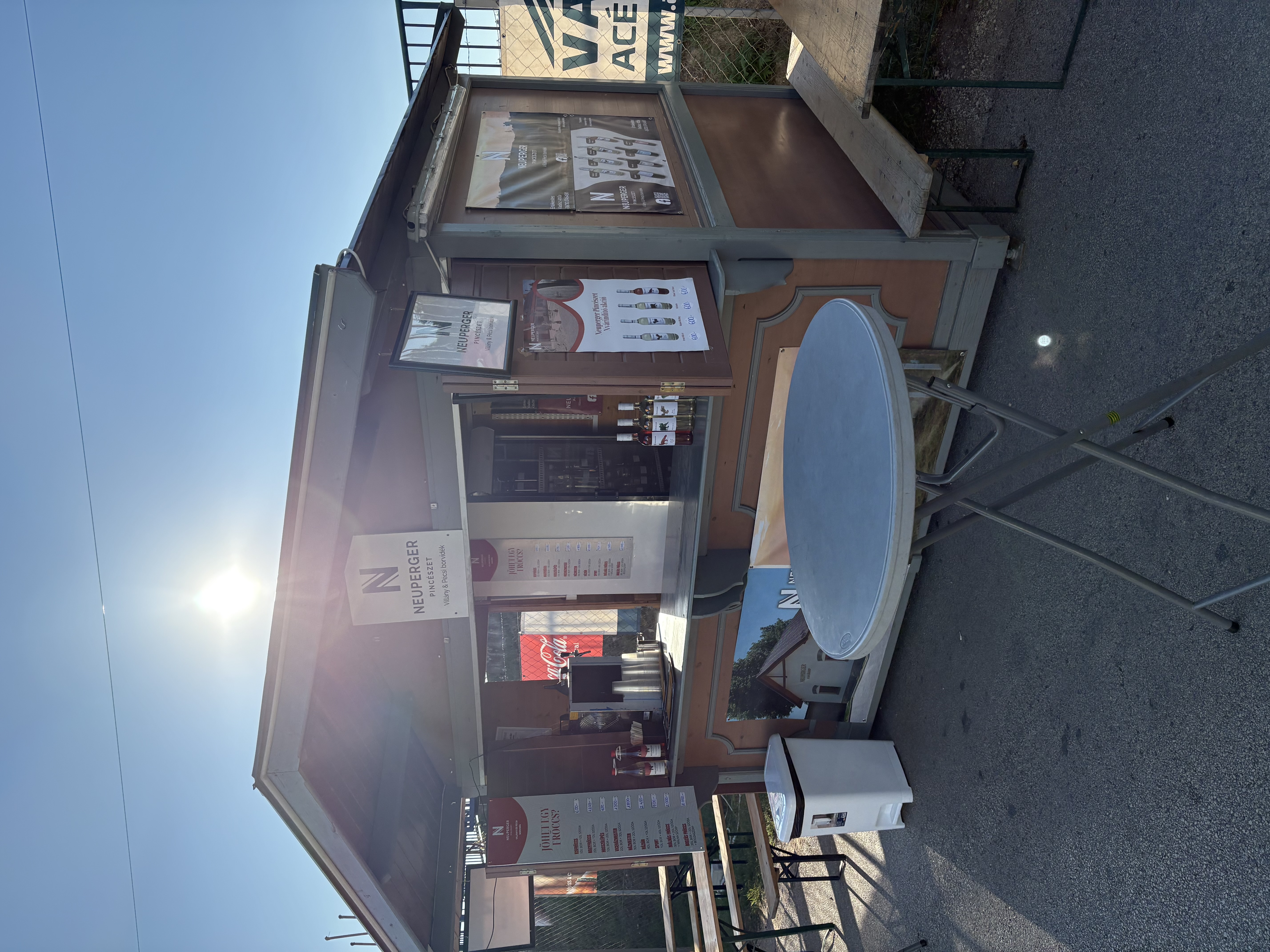 Biztonsági szolgáltatás illusztráció